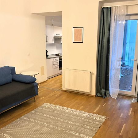 Casa Nostra - Ruhige Stadtwohnung Mit Balkon ウィーン エクステリア 写真