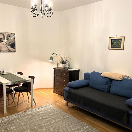 Casa Nostra - Ruhige Stadtwohnung Mit Balkon ウィーン エクステリア 写真